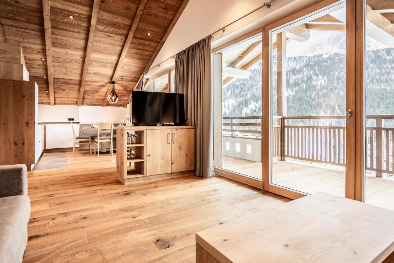 Luxury Chalet Plazola セルヴァ・ディ・ヴァル・ガルデーナ エクステリア 写真