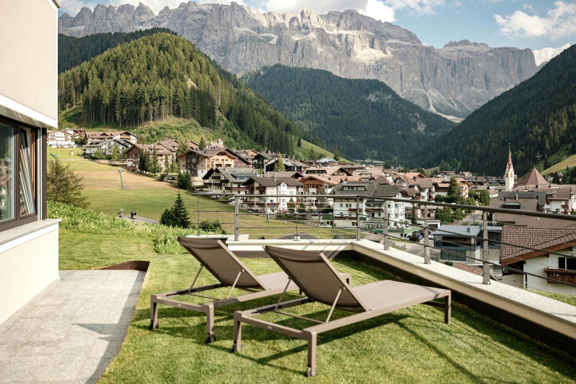 Luxury Chalet Plazola セルヴァ・ディ・ヴァル・ガルデーナ エクステリア 写真